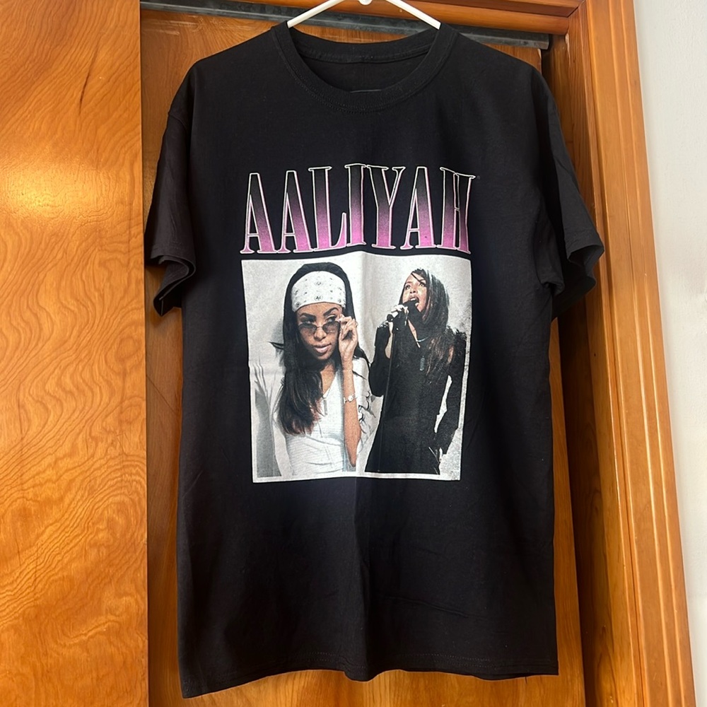Aaliyah T-shirt